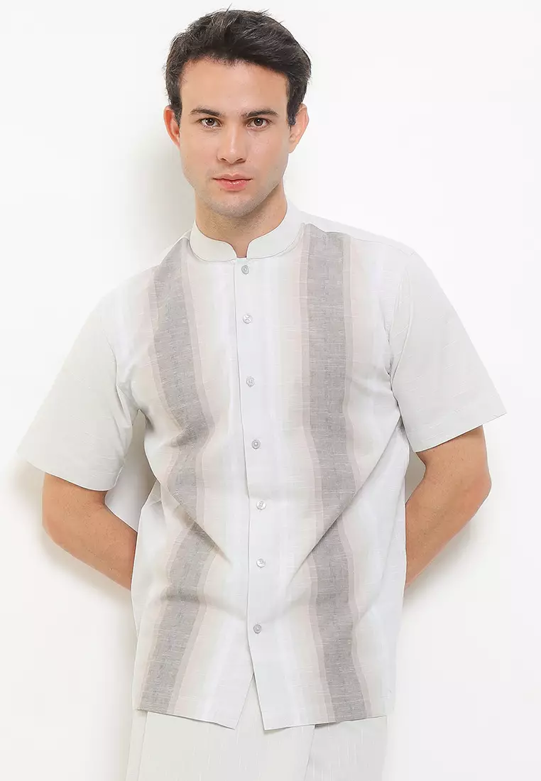 Intresse Brogue Short Baju Koko