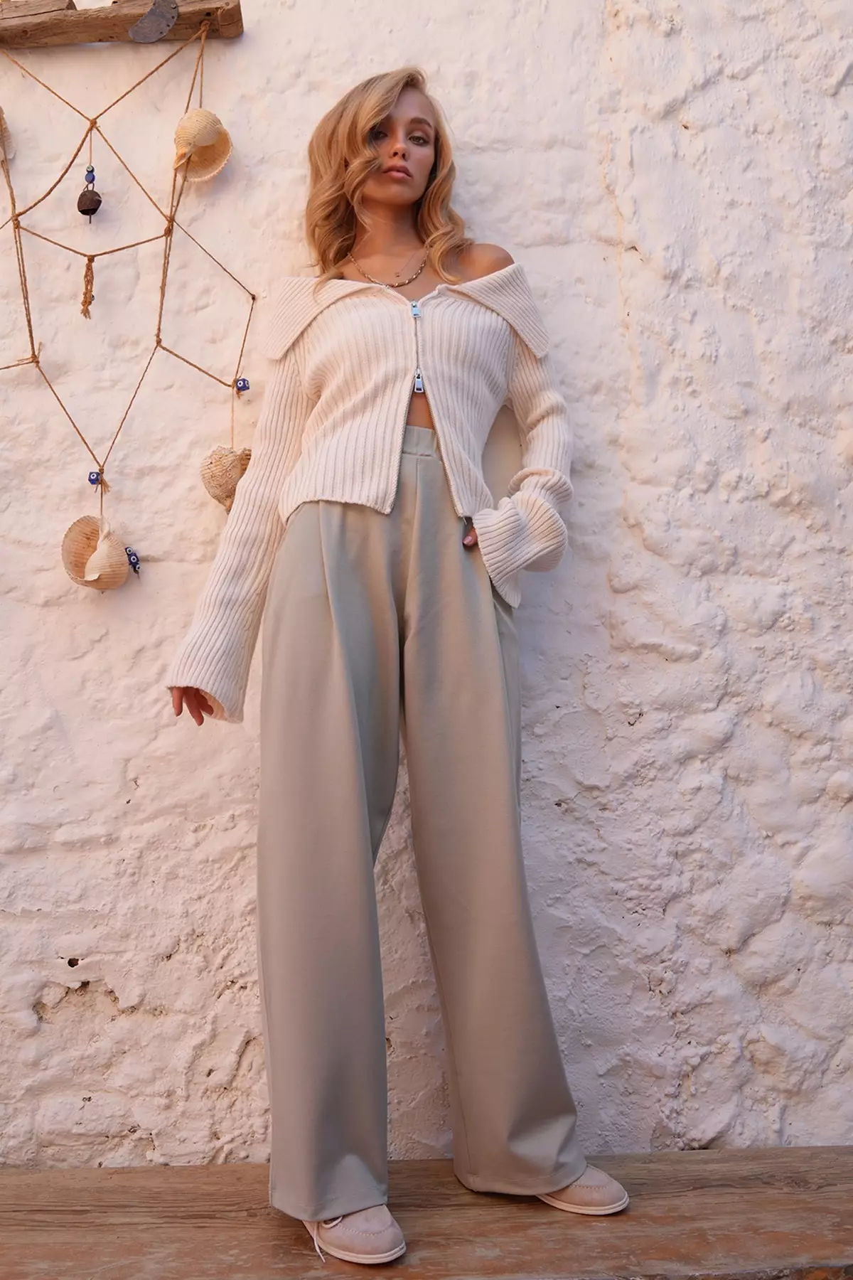 Women's Beige Pleated Detailed Knitted Palazzo Trousers Alc-X14535