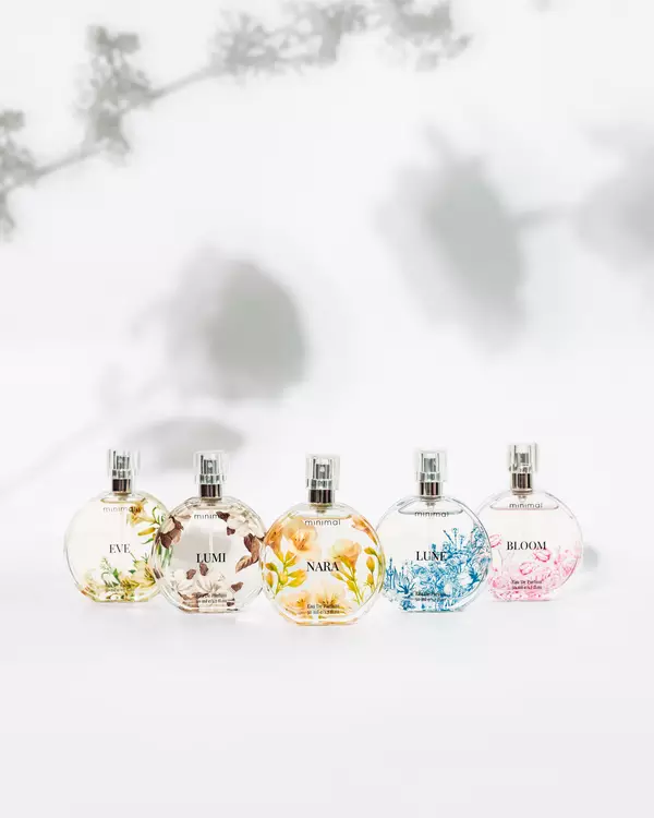 MINIMAL - Eve - Eau de Parfum Sweet Fruity Floral Musky Woody - 50 ml Warna Brown