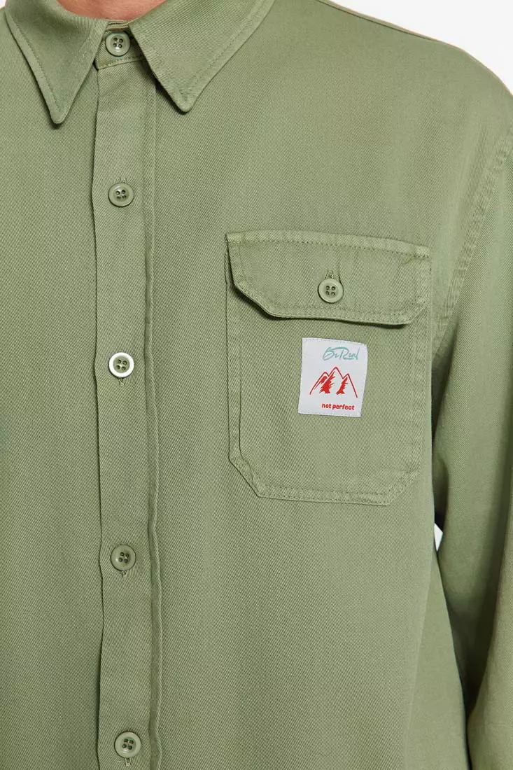 Khaki Men's Relaxed Fit Tag Detail Single Pocket Shirt.