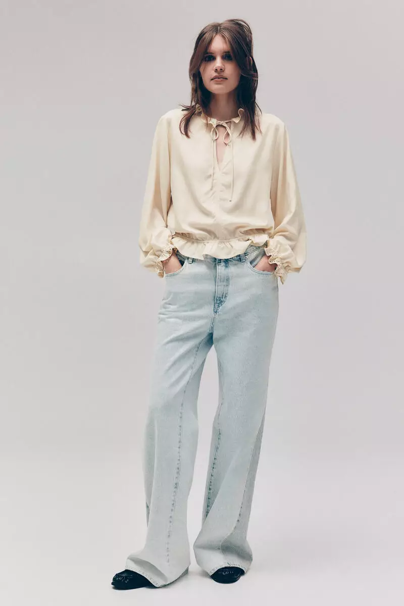 Frill-trimmed blouse