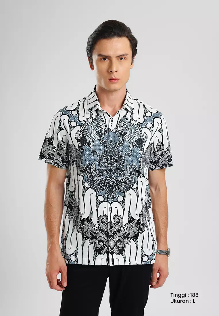 MANZONE - Kemeja Batik Lengan Pendek Pria Darajati 05 Modern Fit - White Warna White