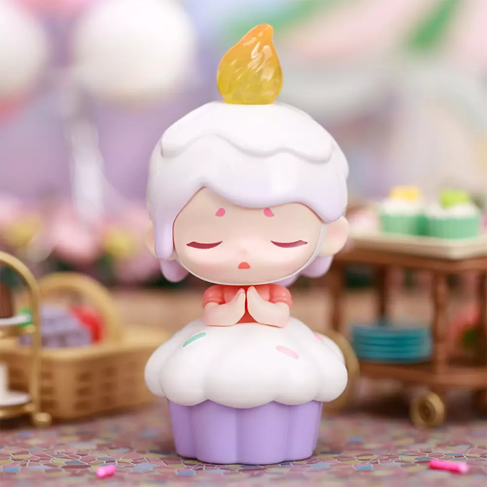 TOY CITY MINIFIGURE LAURA SWEET WISHES SERIES RANDOM