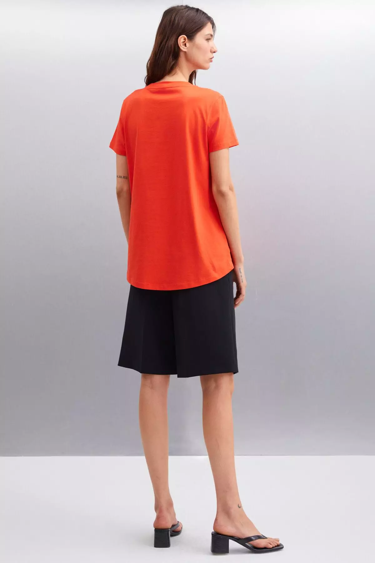 Samantha Long Back T-Shirt