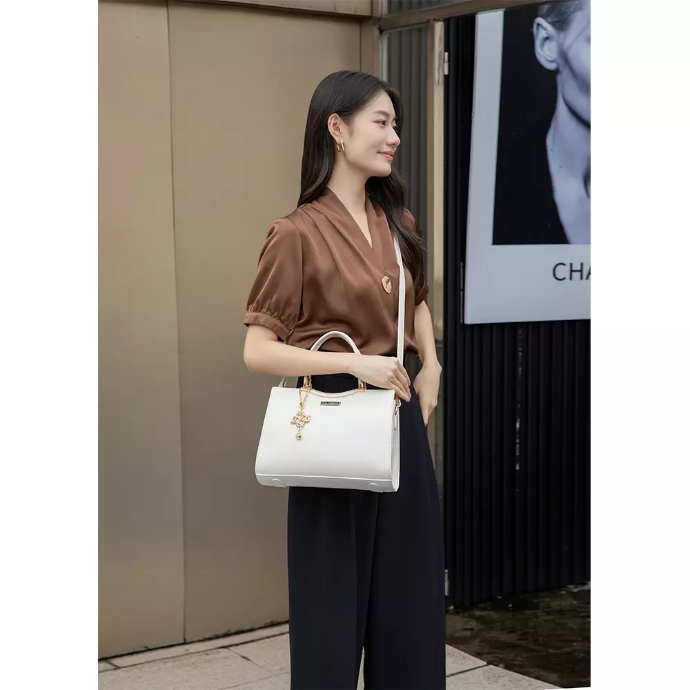 Palomino Solana Handbag Wanita Warna Ivory