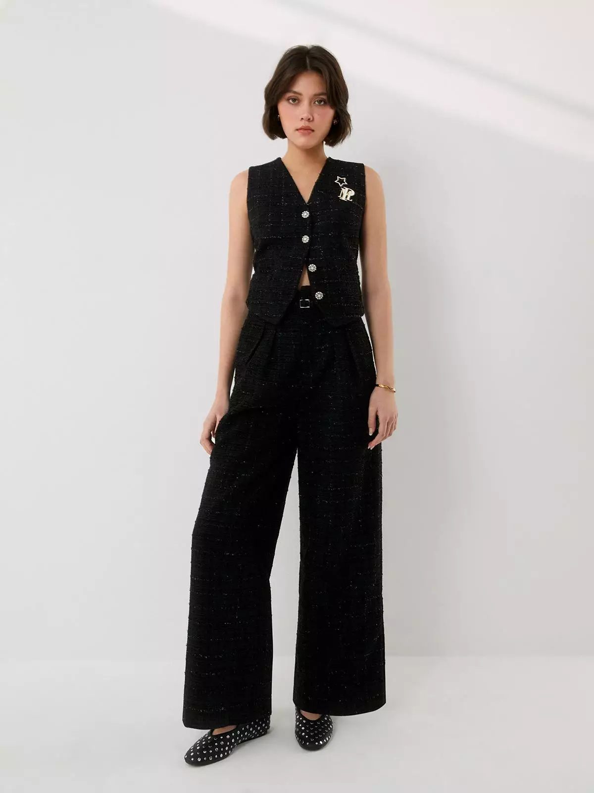 Pomelo - Vest Wanita - Tweed Vest with Iconically YOU Pin - Black