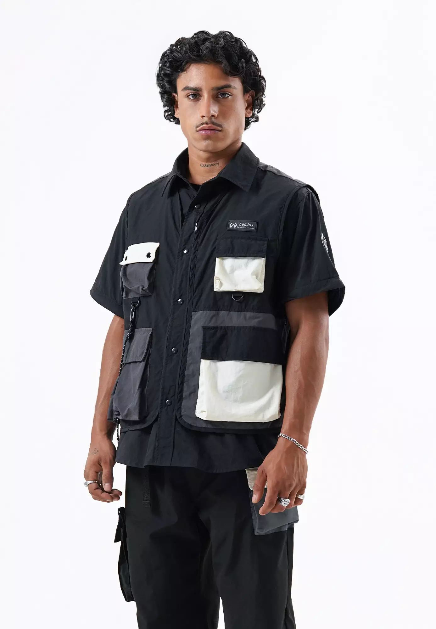 CELCIUS Casual Off Grid Convertible Kemeja Vest L03000550C Hitam