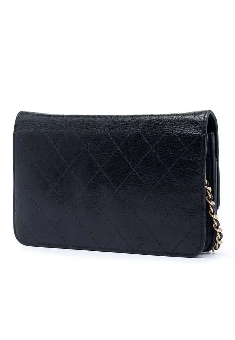 Pre-Loved Chanel Stitched Goatskin Golden Cc Wallet On Chain
