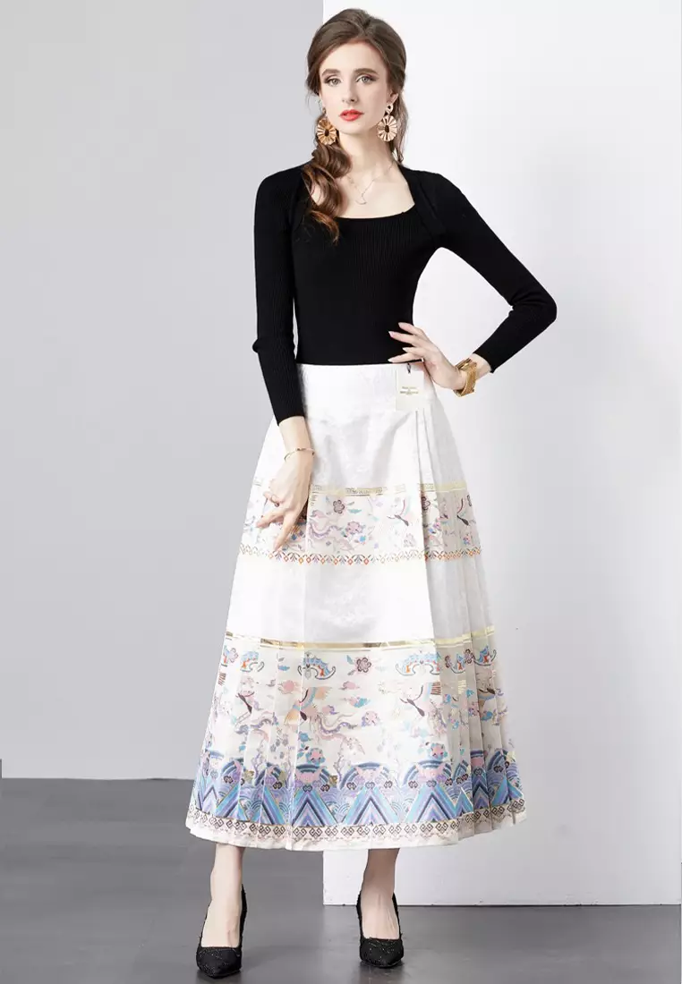 Elegant skirts top