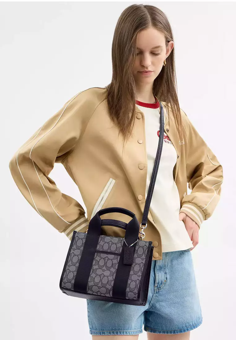 Smith Tote Bag 24 In Signature Jacquard