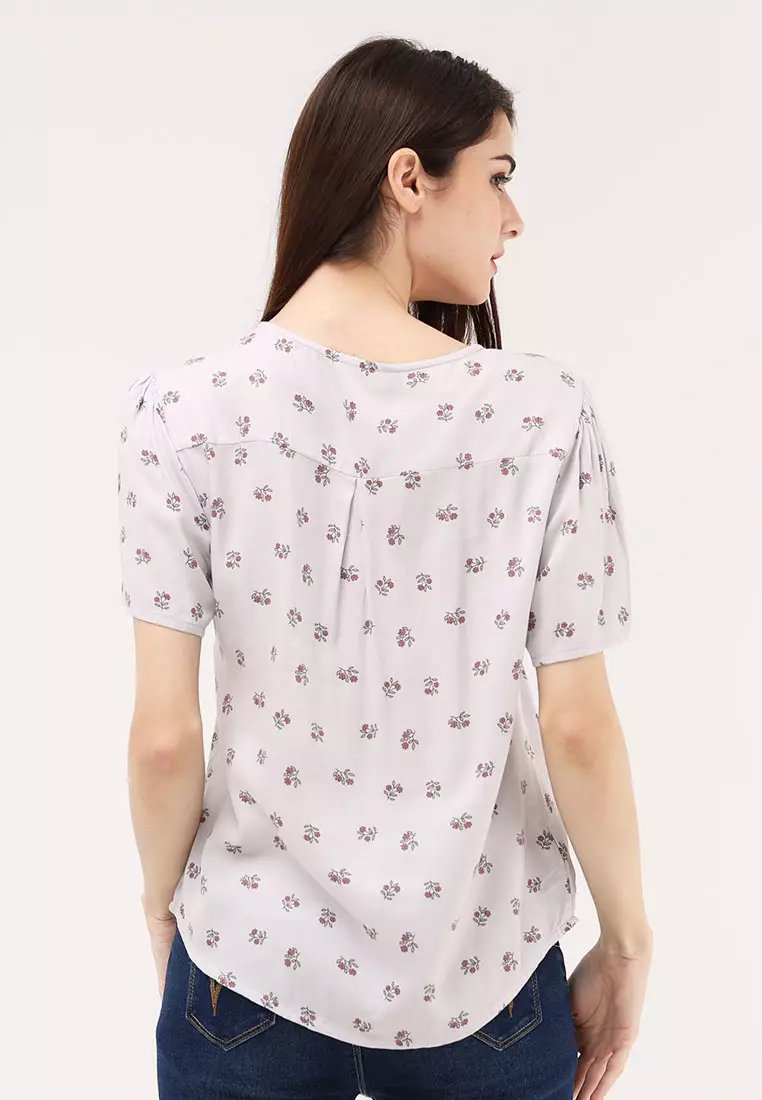 Short Sleeves Roundneck Blouse