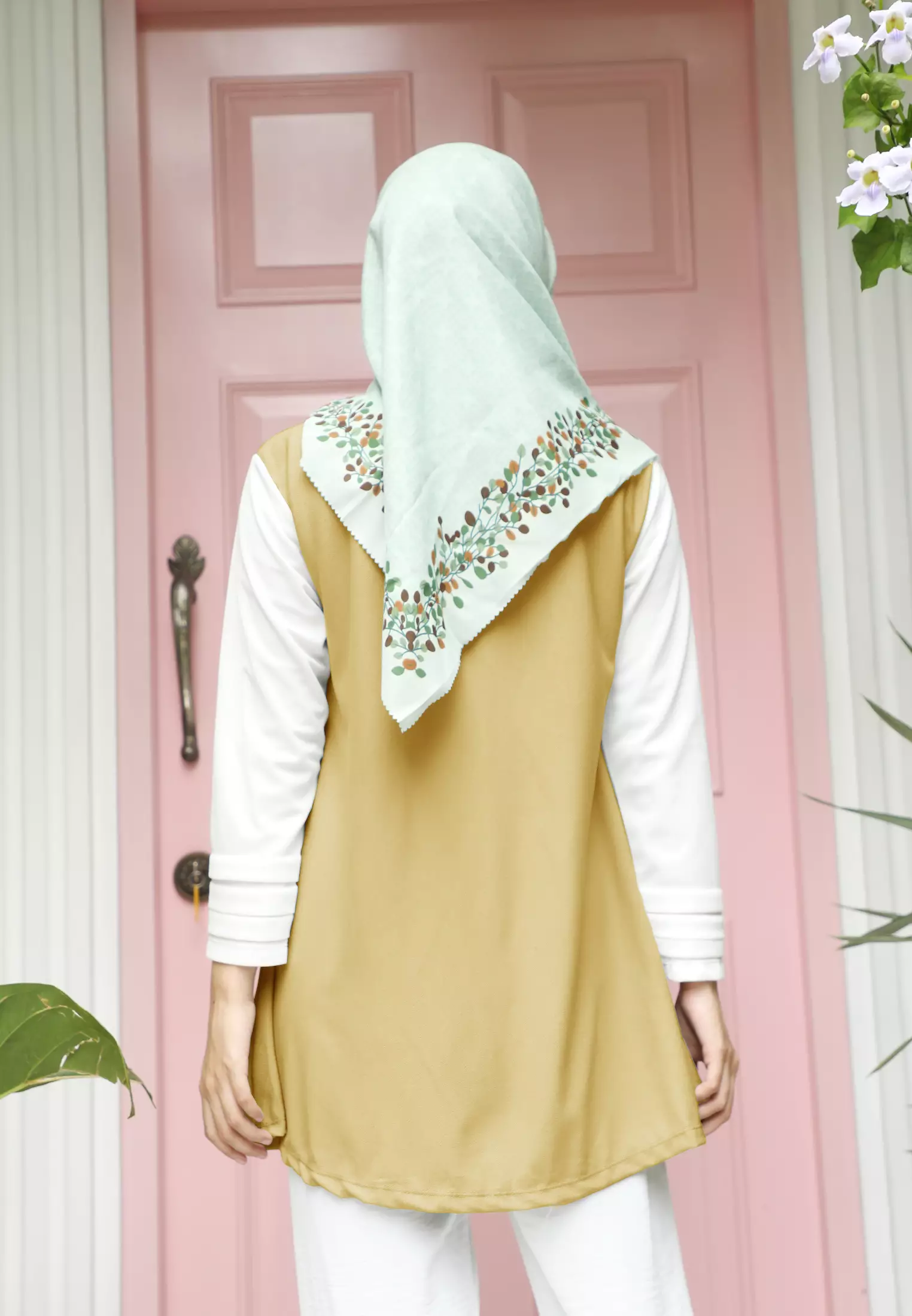 Zelena - Kila Blouse | Atasan Wanita Lengan Panjang - Cream Cheese