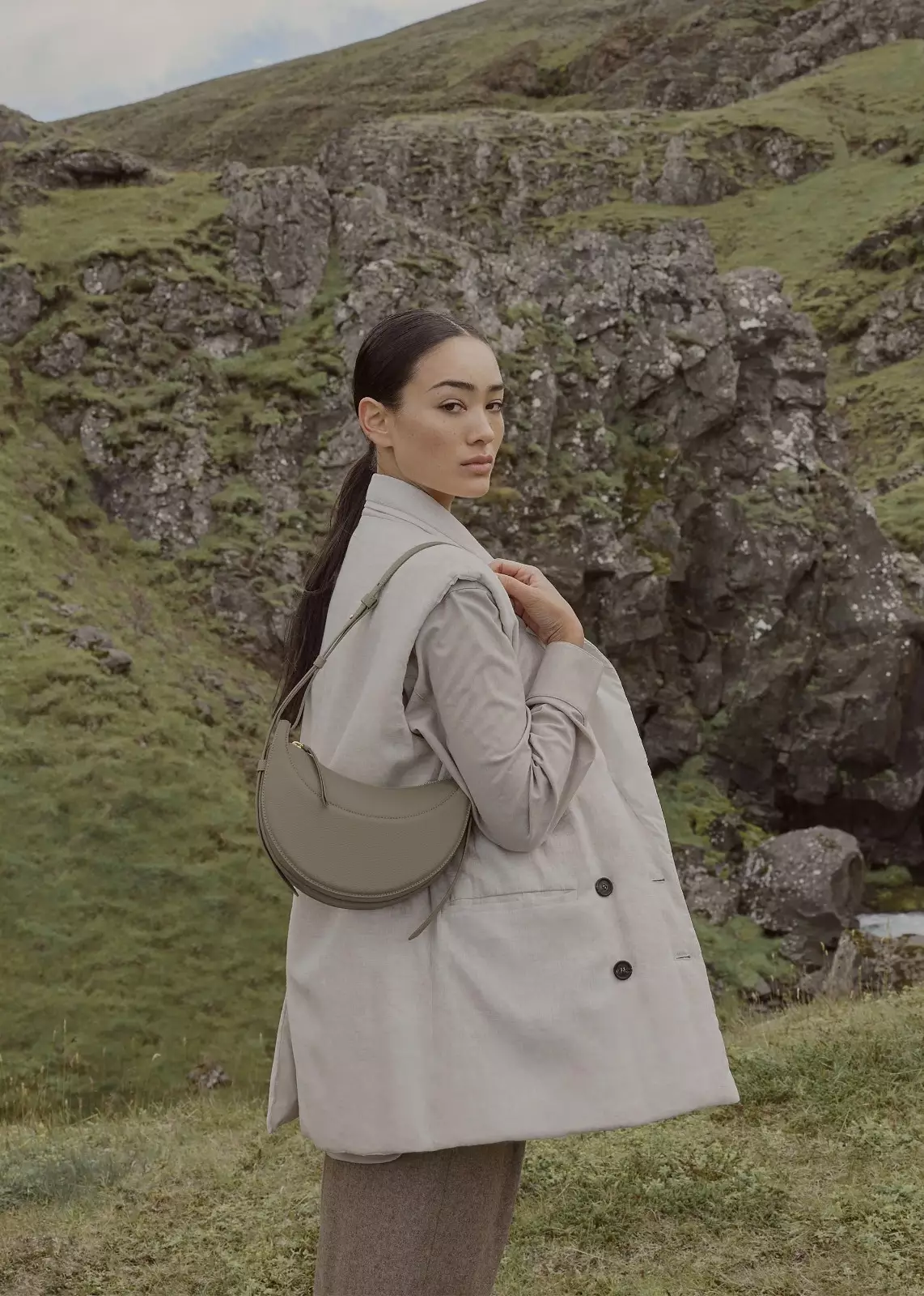 Numero Dix Olive Grained Leather