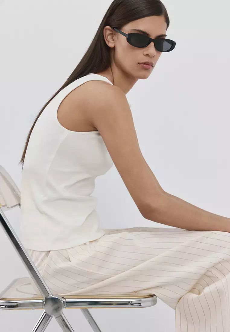 Fitted Top