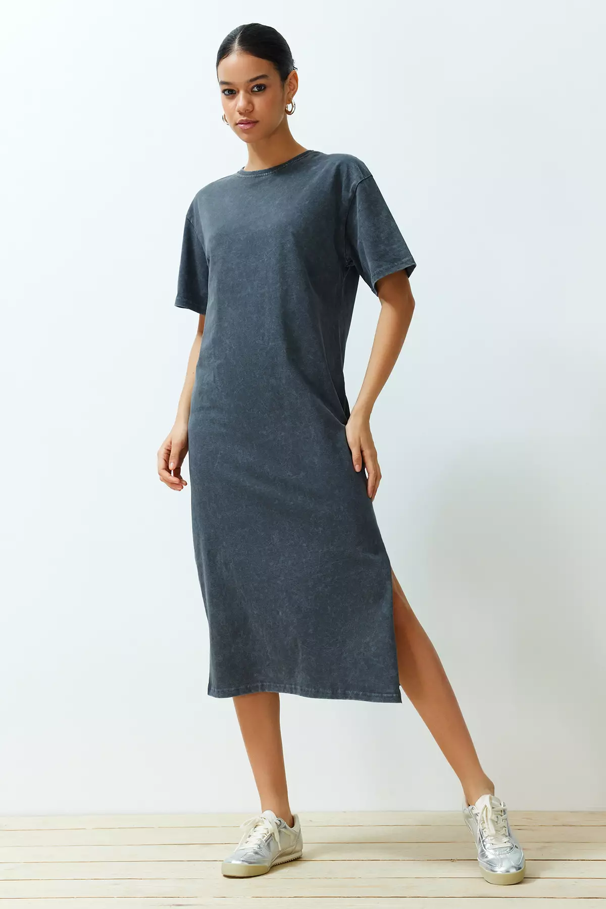 Midi T-Shirt Dress