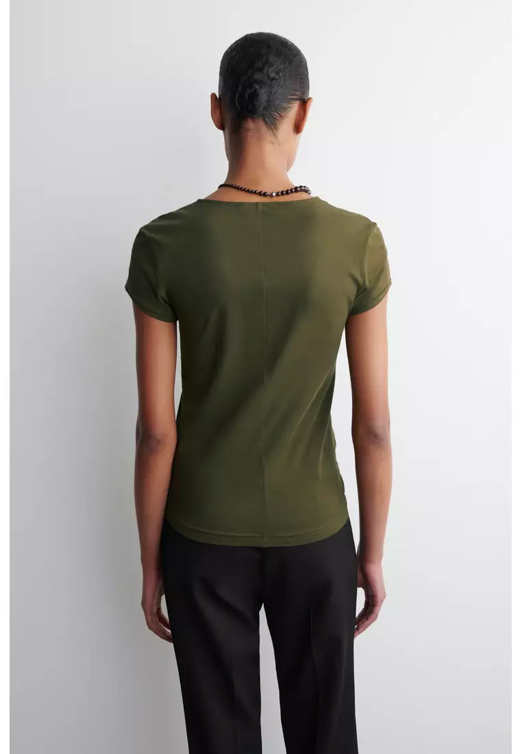 SCOOP-NECK T-SHIRT