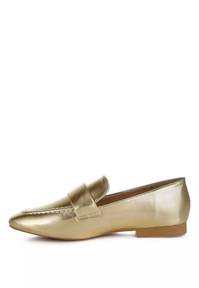 Flat Heel Loafers In Gold