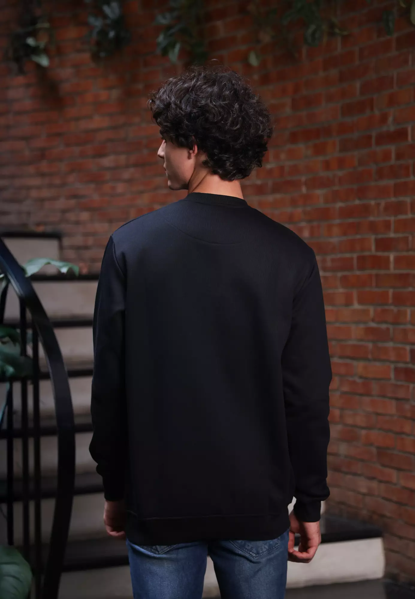 Ryusei x Solo Leveling | Sweater Statue of God Black