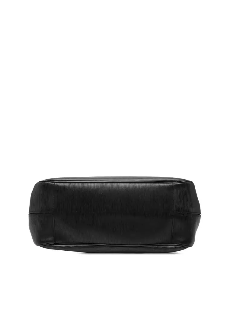 Pre-Loved Louis Vuitton Epi Passy Pm