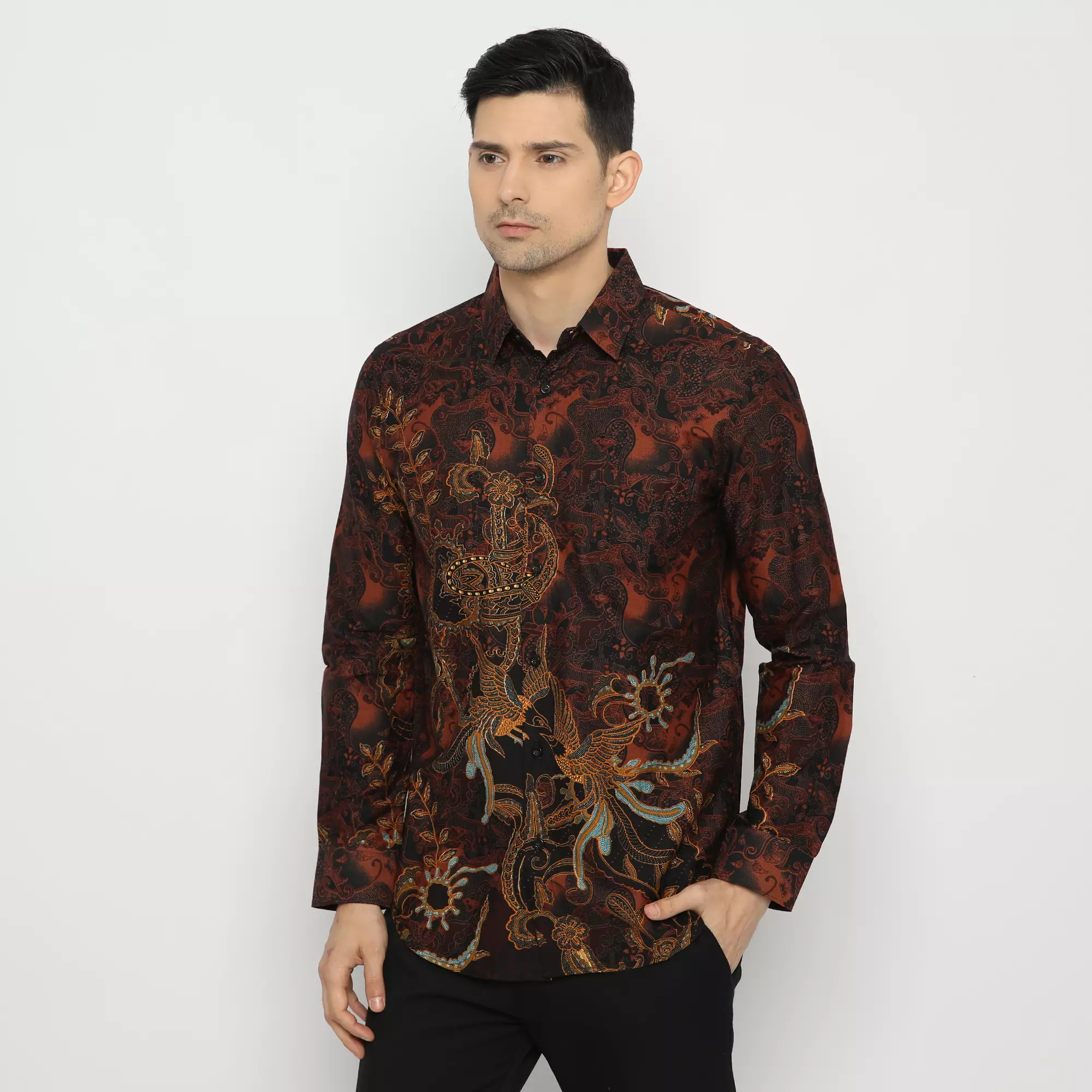 Platini Kemeja Batik Pria Lengan Panjang Katun Coklat 36014