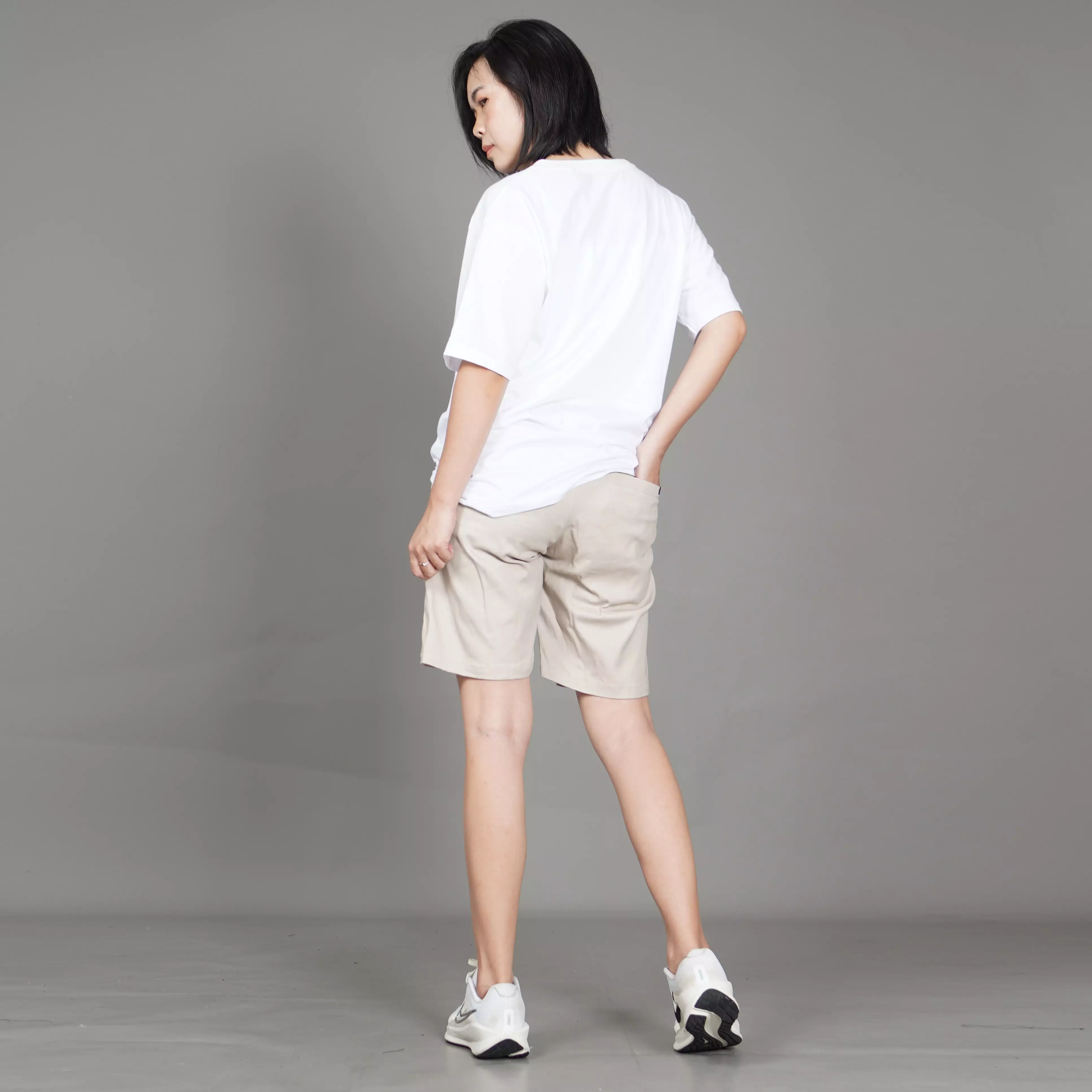  FRELY Celana Pendek Casual Wanita Celana Chino Pendek Wanita - KREM