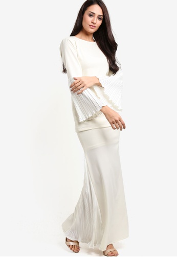 Titthonia Pleated Pastel Kurung Moden from RekaReka in White and Beige