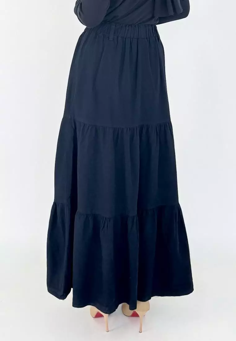LEZAHRASIGNATURE Arabel Denim Skirt (Rok Panjang Jeans Flare) Hitam