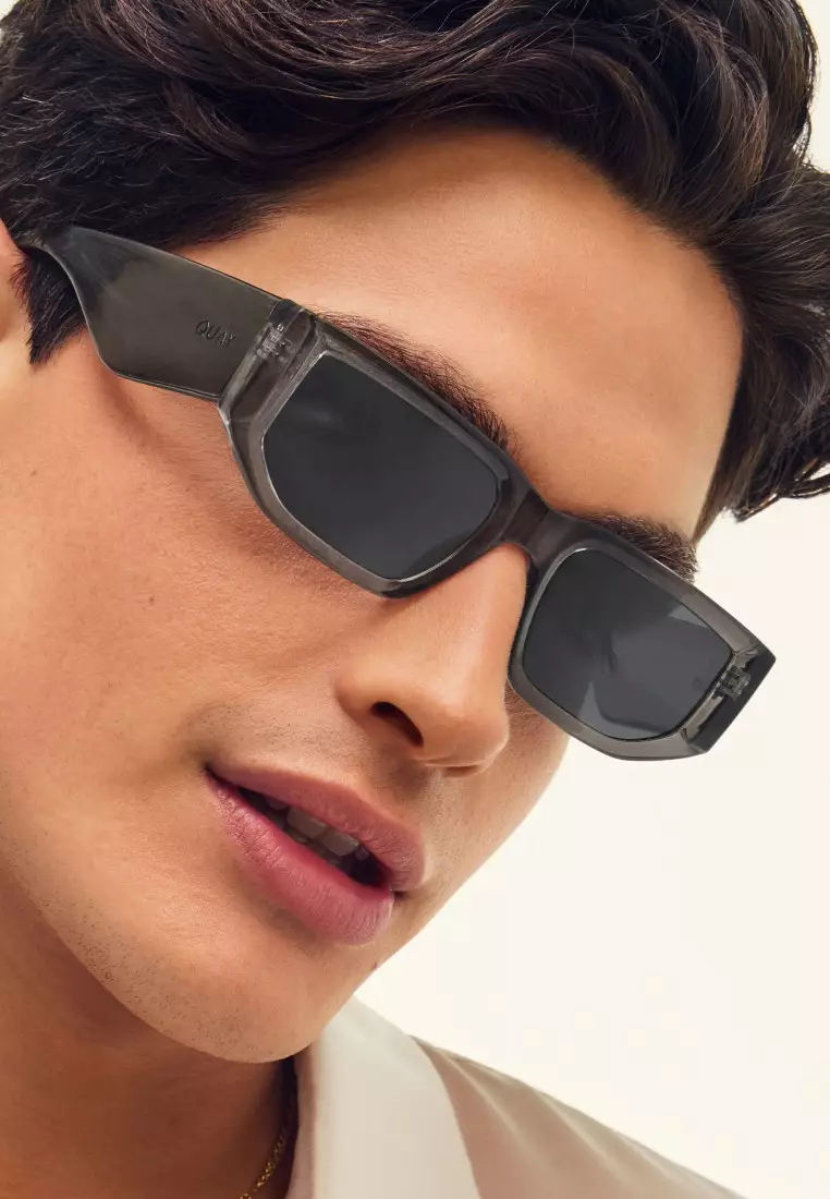 QUAY Good Time Sunglasses - Grey/Smoke