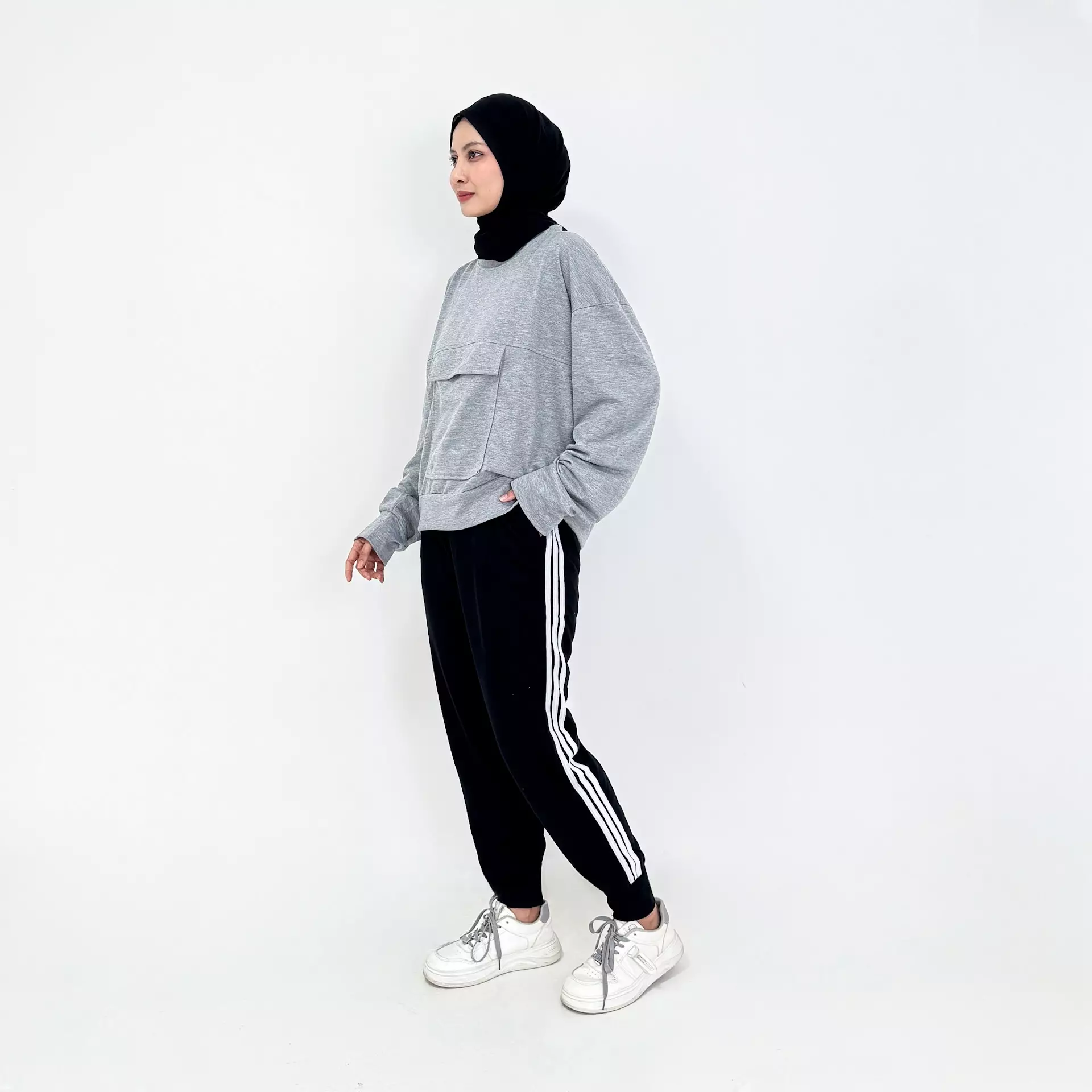 Raima Set Sporty Jogger Pants GREY BLACK Setelan Baju Olahraga Wanita