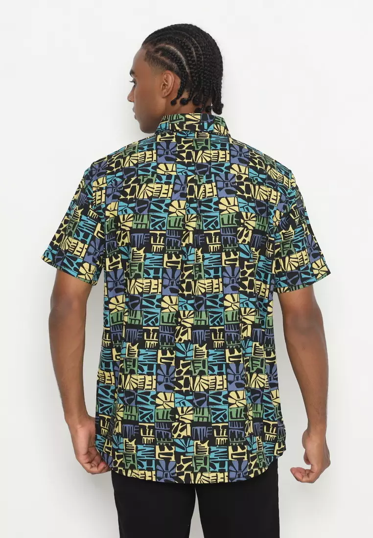 POLICE Kemeja Abstrak Printing Cotton Soft Yellow Blue Regular Fit Pria