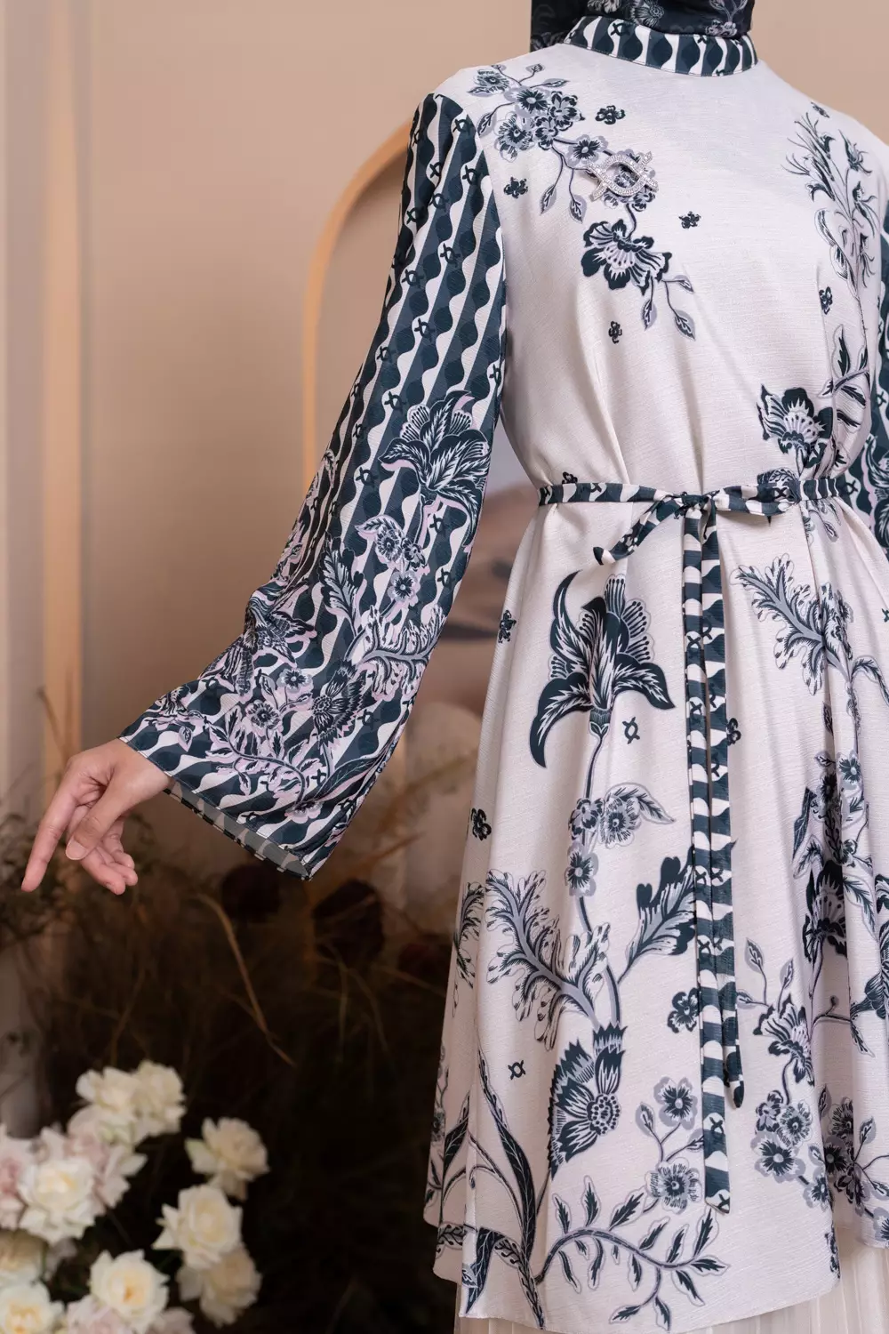 Klamby - Semantik Tunic Raven Light