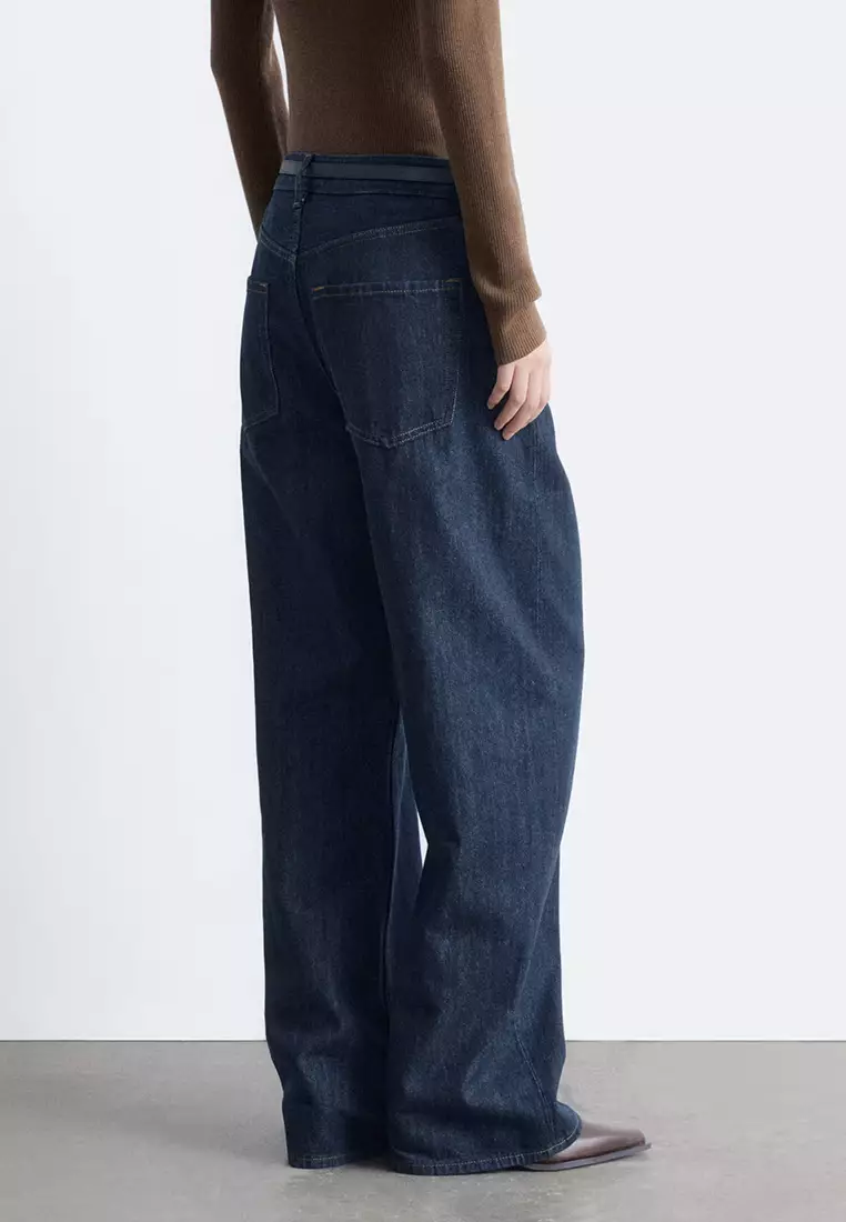 Barrel-Leg Jeans