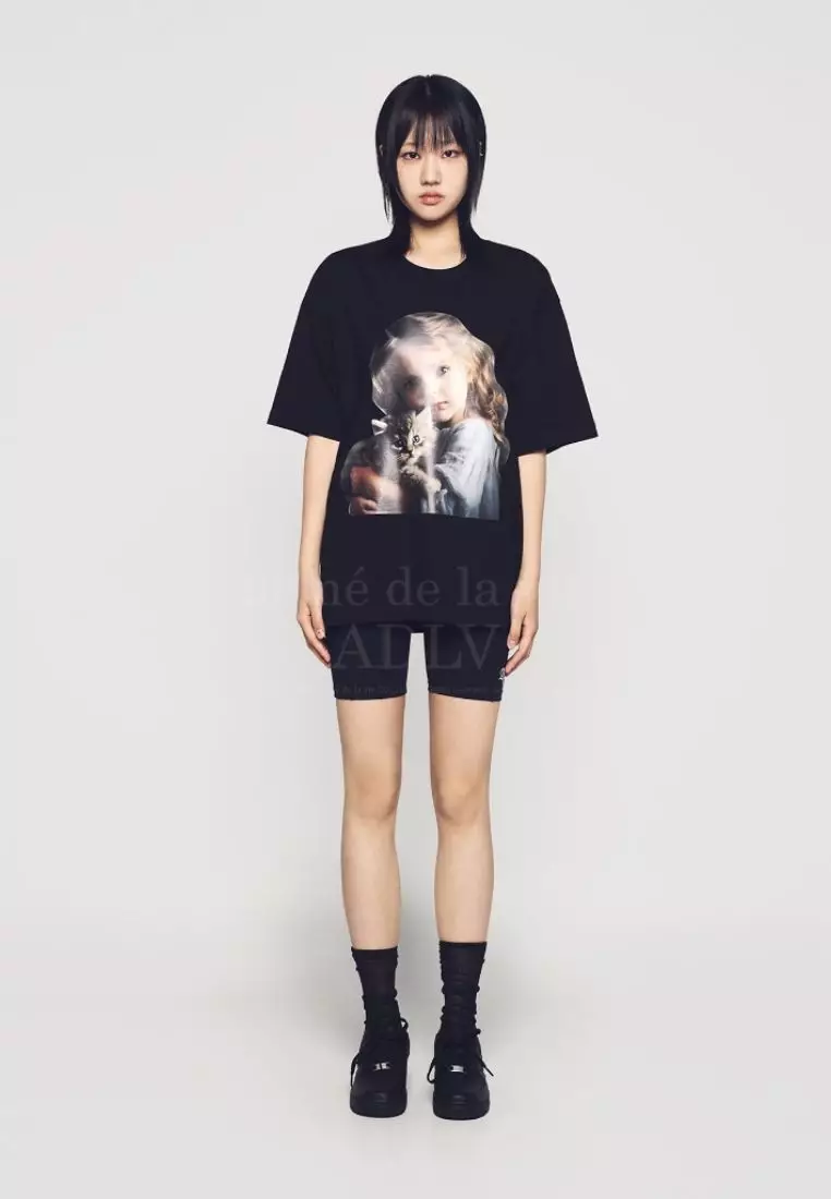 Tシャツ・カットソー ACME DE LA VIE BABY FACE CAT HUG GIRL SHORT SLEEVE 4BUK075 ACME DE LA VIE BABY FACE CAT HUG GIRL SHORT SLEEVE 4BUK075 Ω