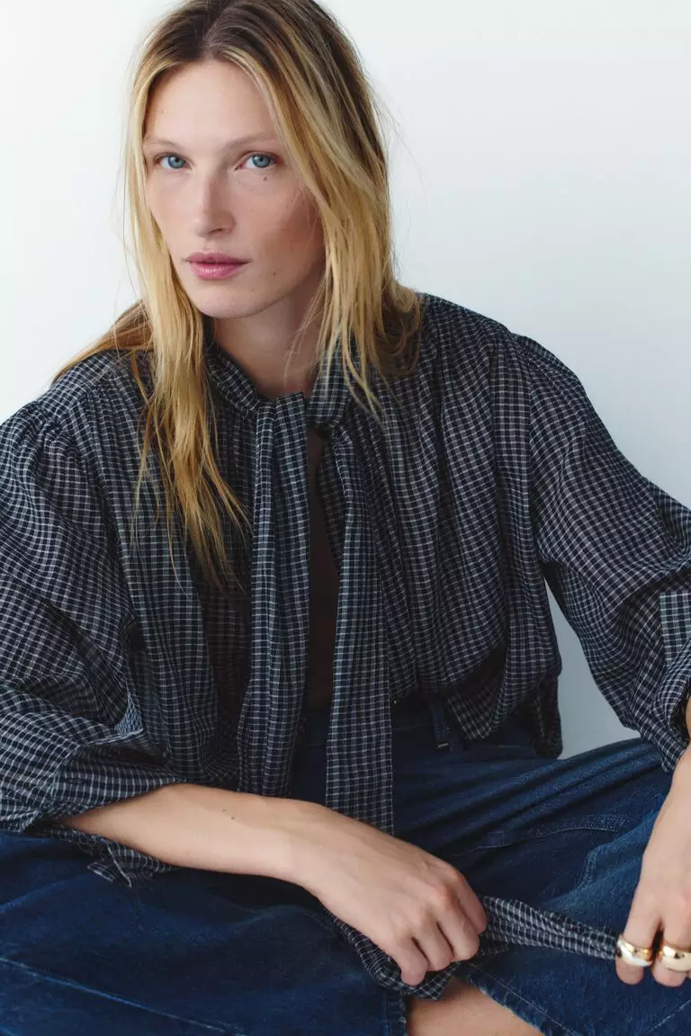 Jual H&M Blouse Original 2026 | ZALORA Indonesia