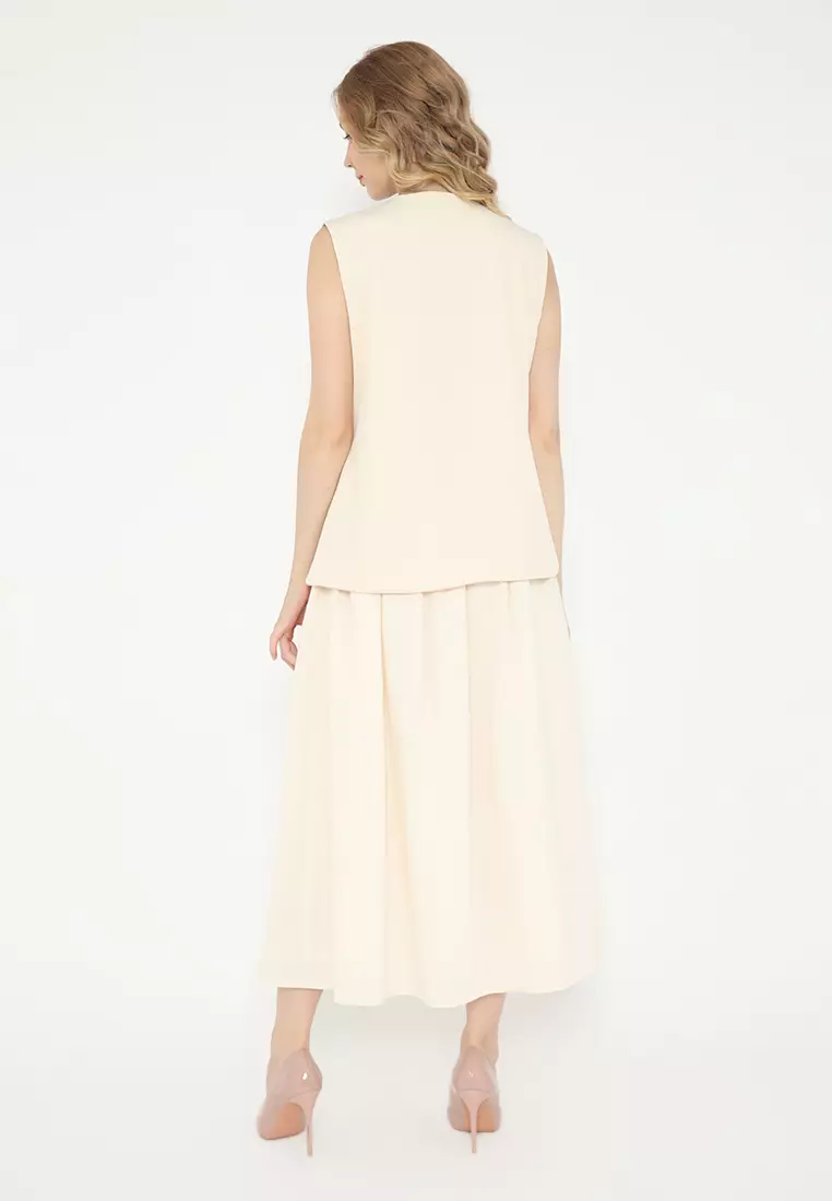 Plain Vest With Rose Button In Cream By Brilliant Girl Warna CREAM