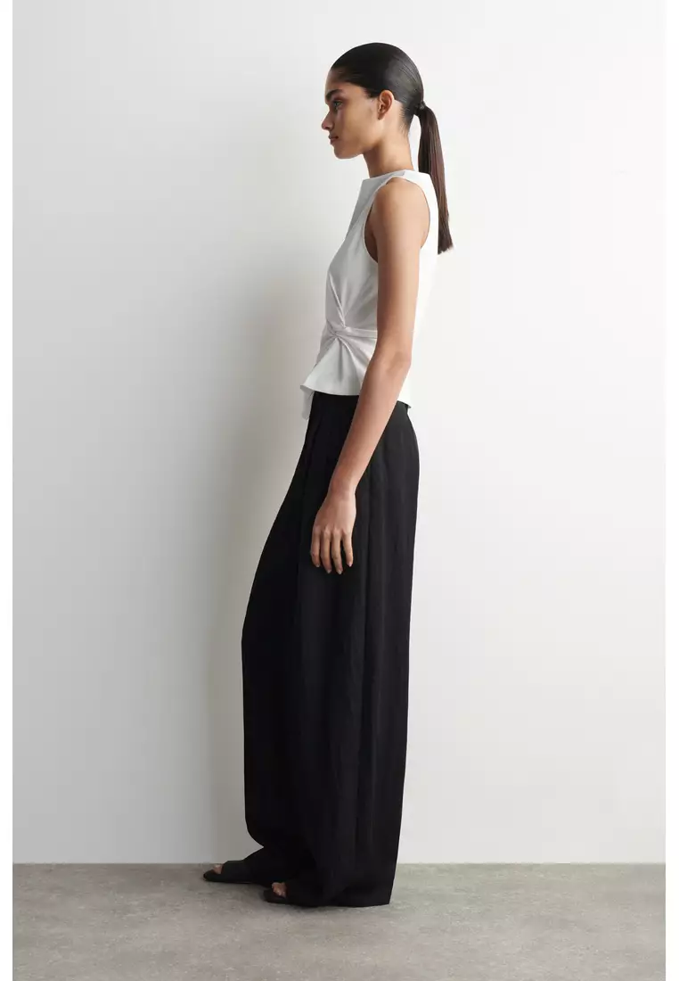TWIST-DETAIL JERSEY TOP