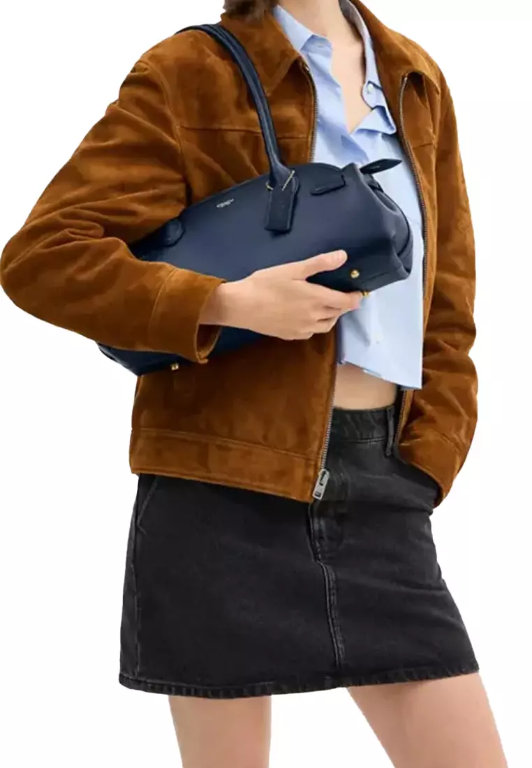Empire Carryall 34 Women's Handbag Navy in Blue CCC30
