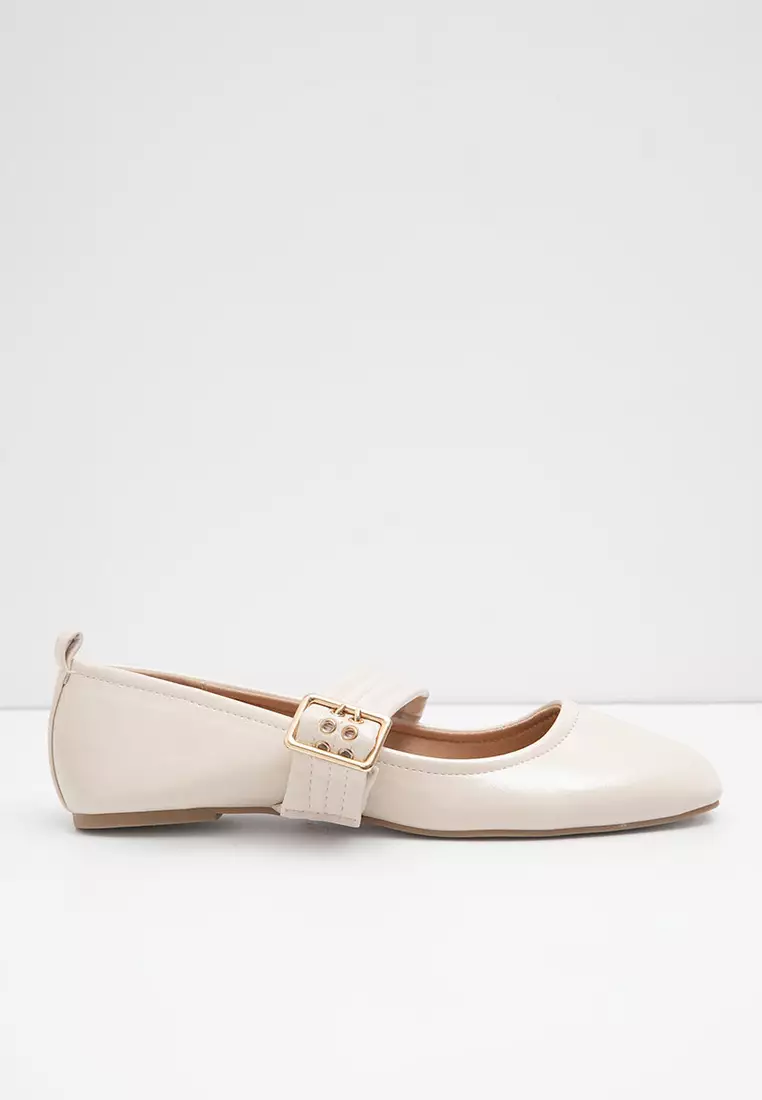 Sofia Malana Mary Jane Flat Beige