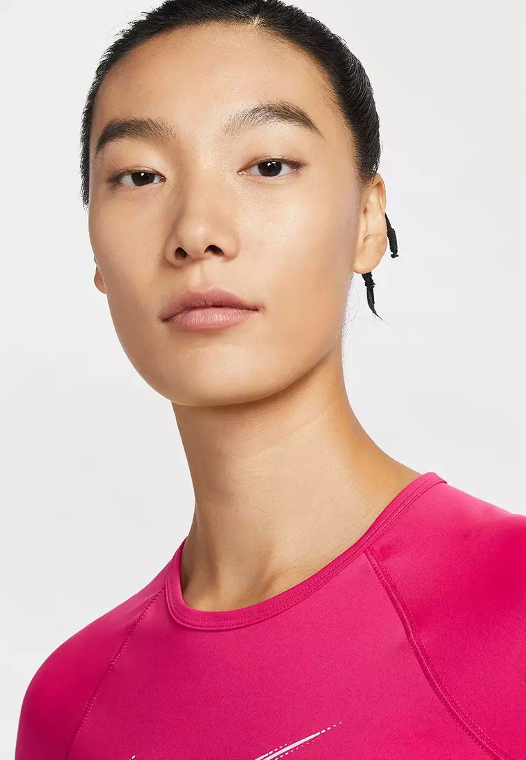 Pro Dri-FIT Short-Sleeve Cropped Graphic Top