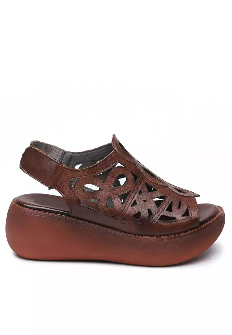 Discount on Twenty Eight Shoes  shoes - SKU: Platform Leather Casual Sandals Qb183-3