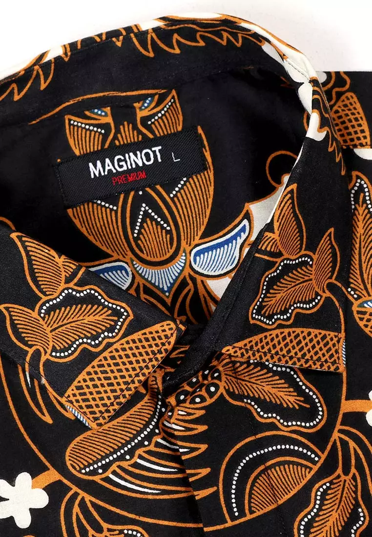 MAGINOT VARENA BLACKBatik Slim Fit Lengan Pendek