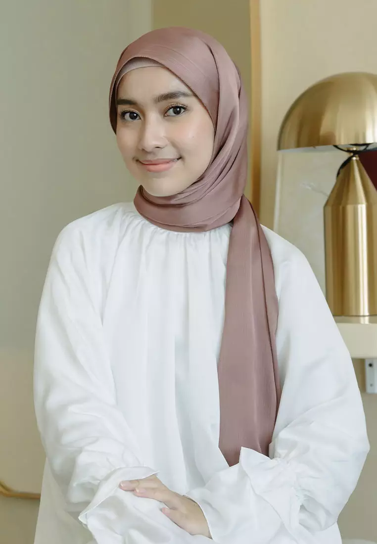 Rayya Silk Eyelash Rosewood