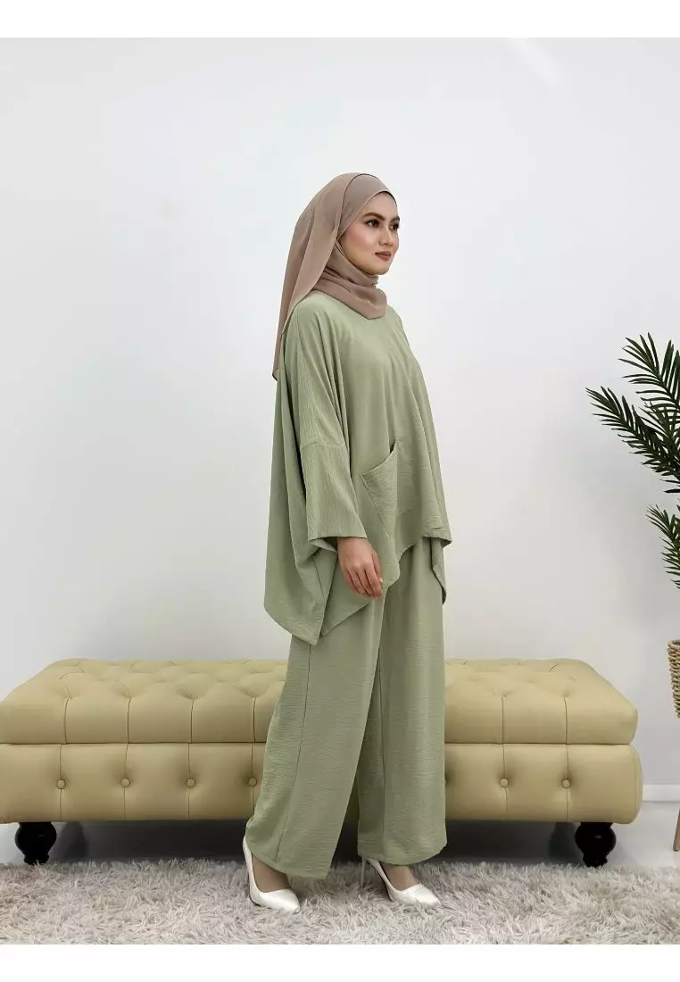 MILLA Camelia Suit