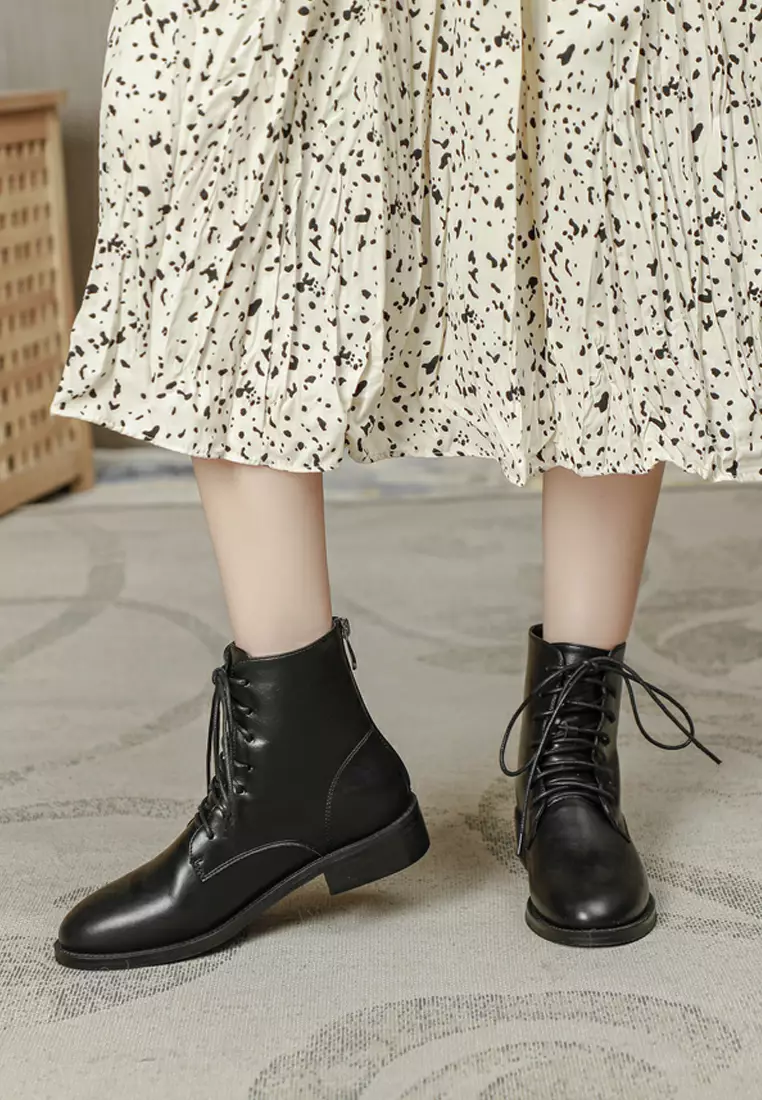 Faux Leather Lace Up Martin Boots TE2045-1