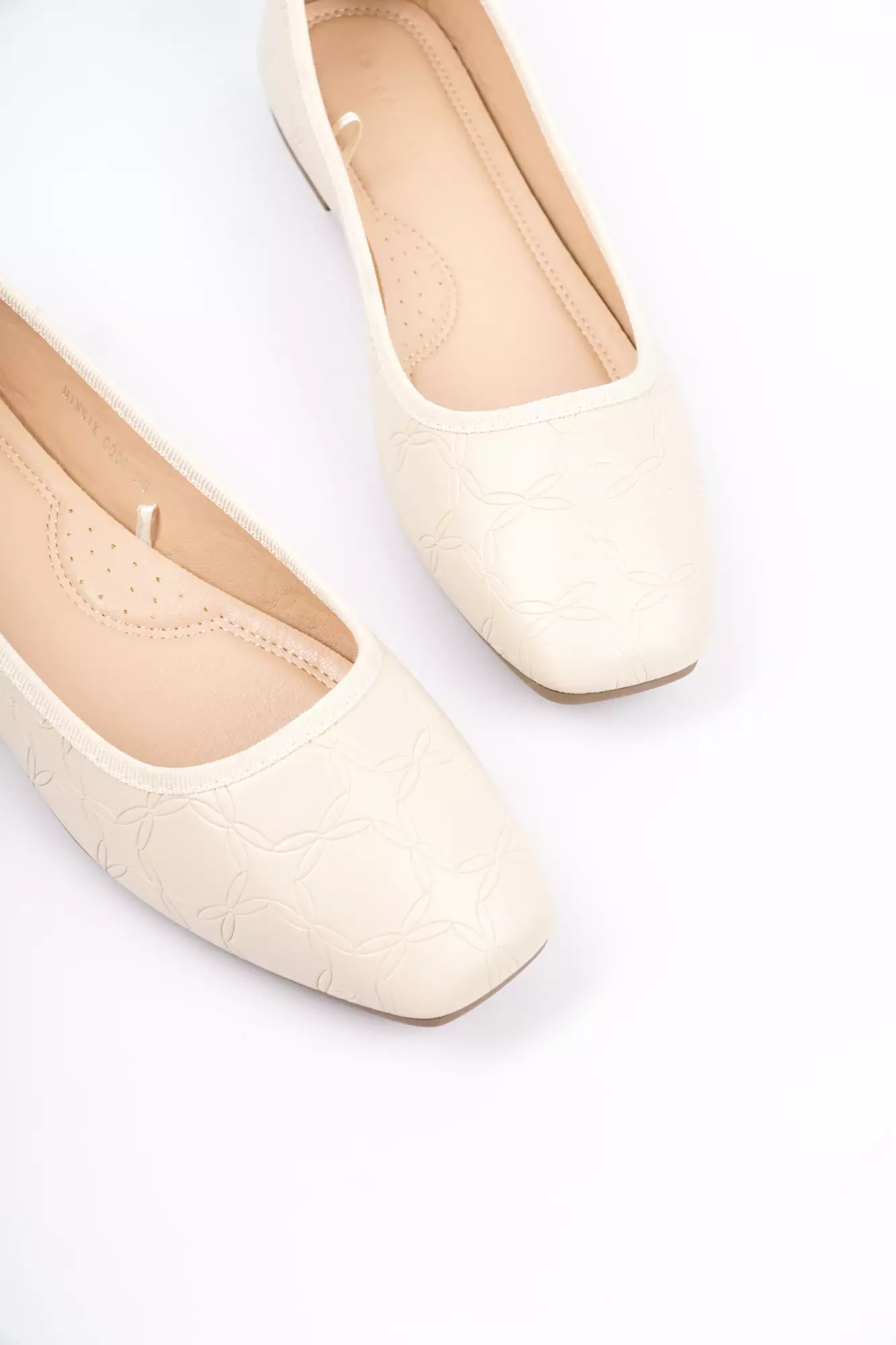 Blow Maya Classic Signature Flats Shoes MINNIK 0009