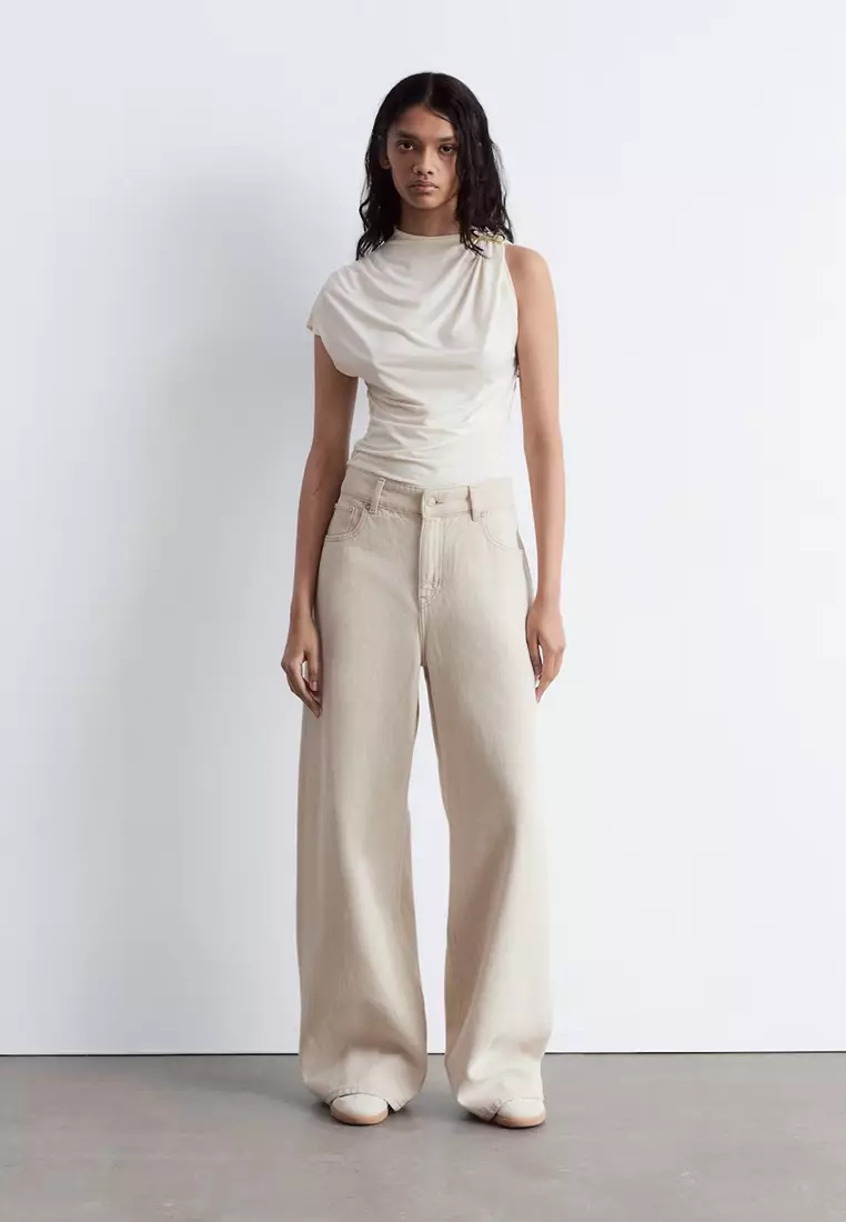 Ruche Gold-Buckle Top
