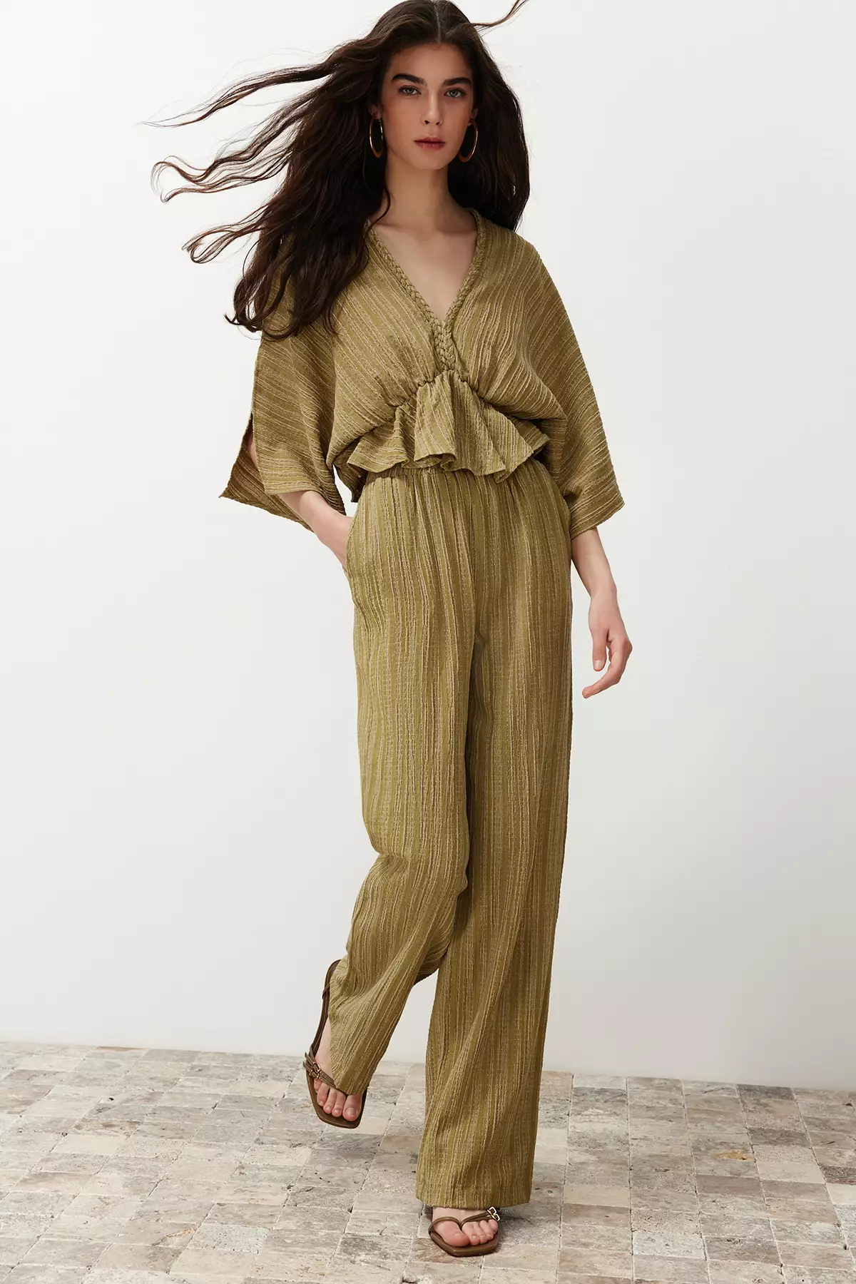 Elastic Waist Textured Pants