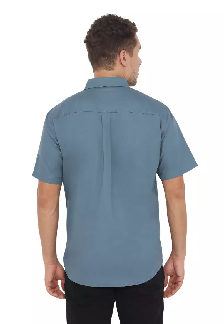 POLICE Kemeja Polos Cotton Kantong Dua Regular Fit Pria