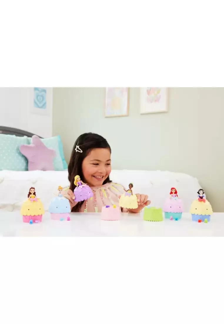 Cupcake Doll Reveal- Belle