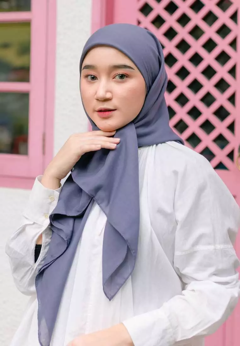 Yana Voal Square Cadet